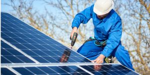 Installation Maintenance Panneaux Solaires Photovoltaïques à Coron